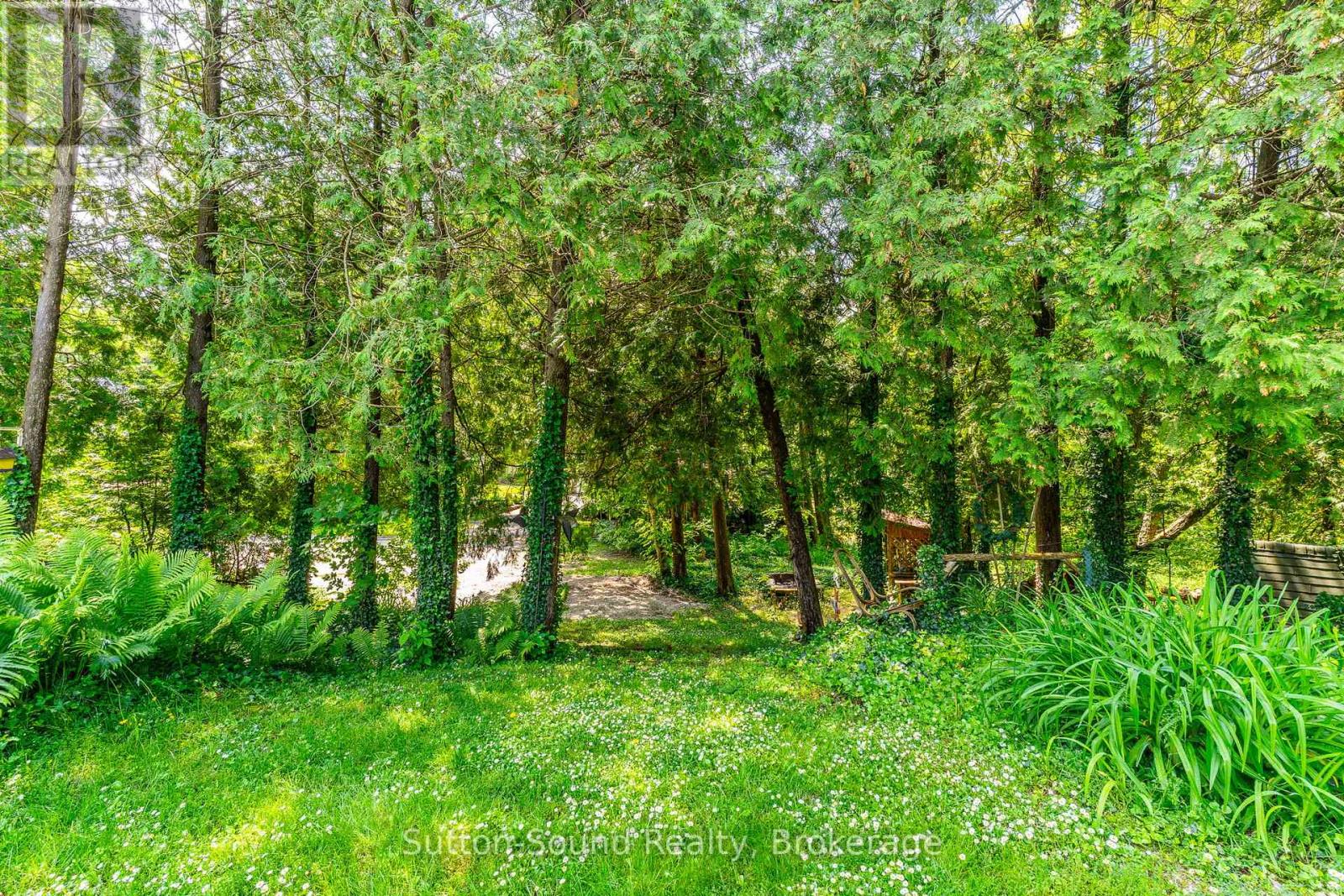 17 Front Street, South Bruce Peninsula, Ontario  N0H 1P0 - Photo 35 - X12241890