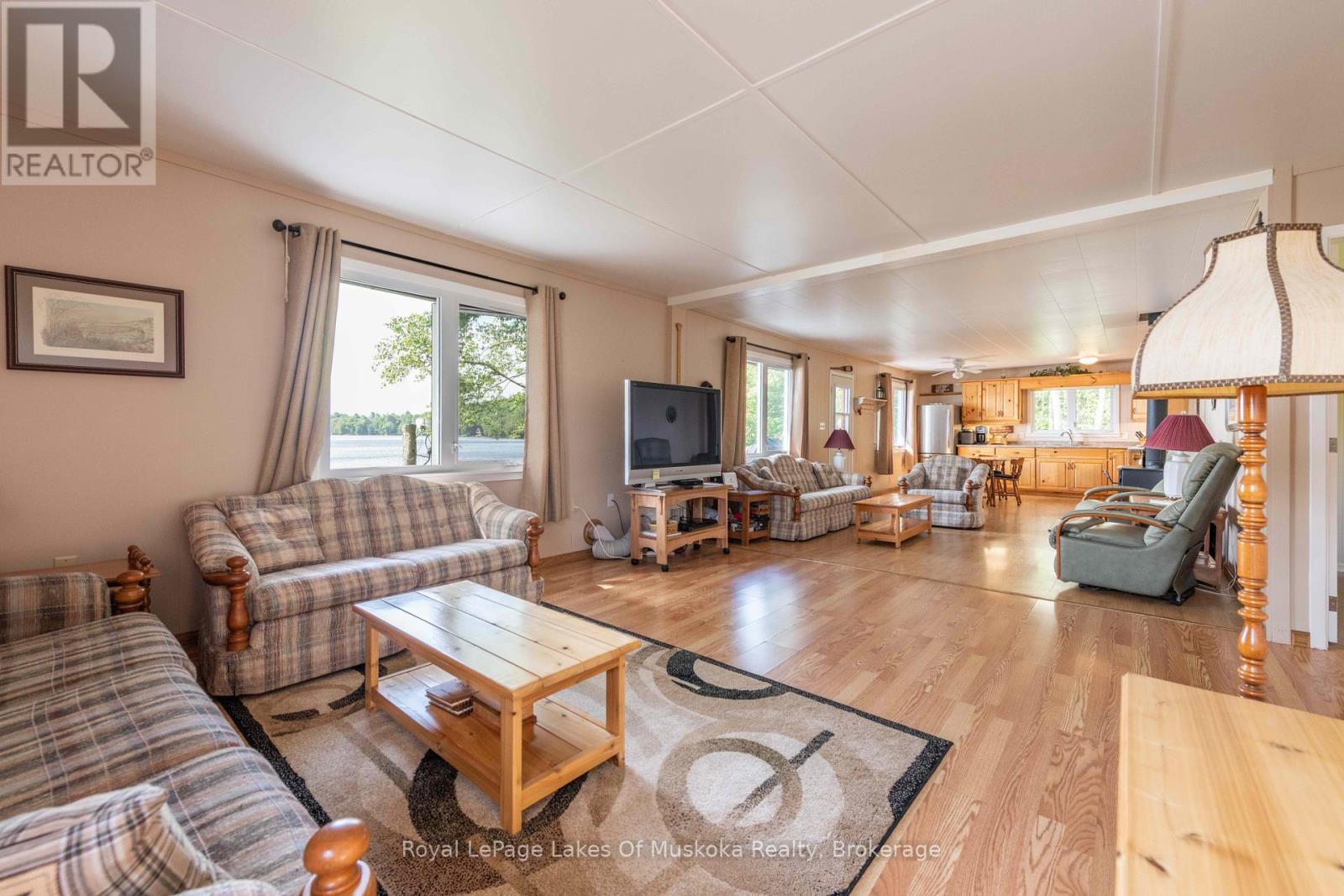 3105 520 Highway, Magnetawan, Ontario  P0A 1P0 - Photo 11 - X12241925