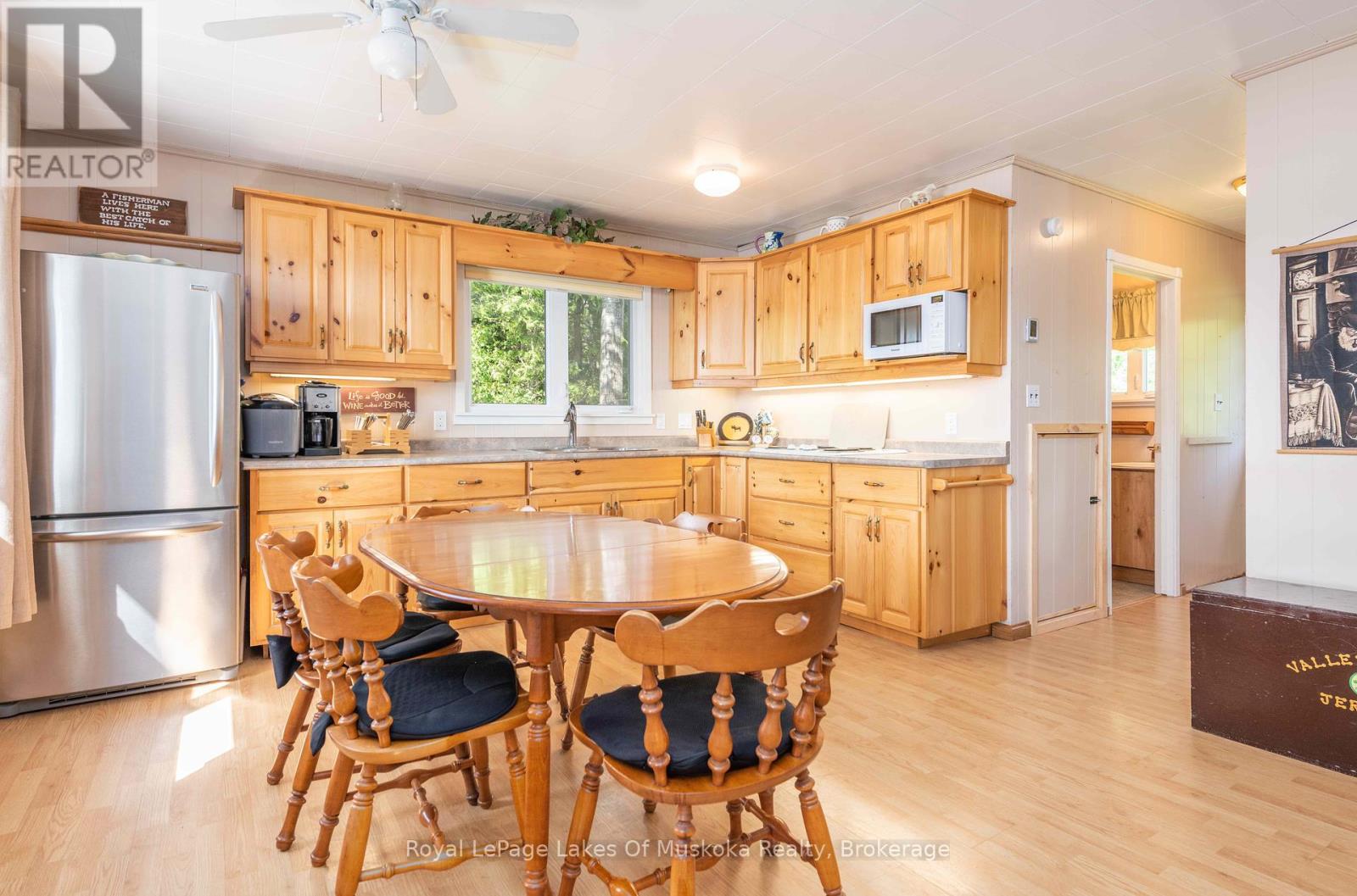 3105 520 Highway, Magnetawan, Ontario  P0A 1P0 - Photo 6 - X12241925
