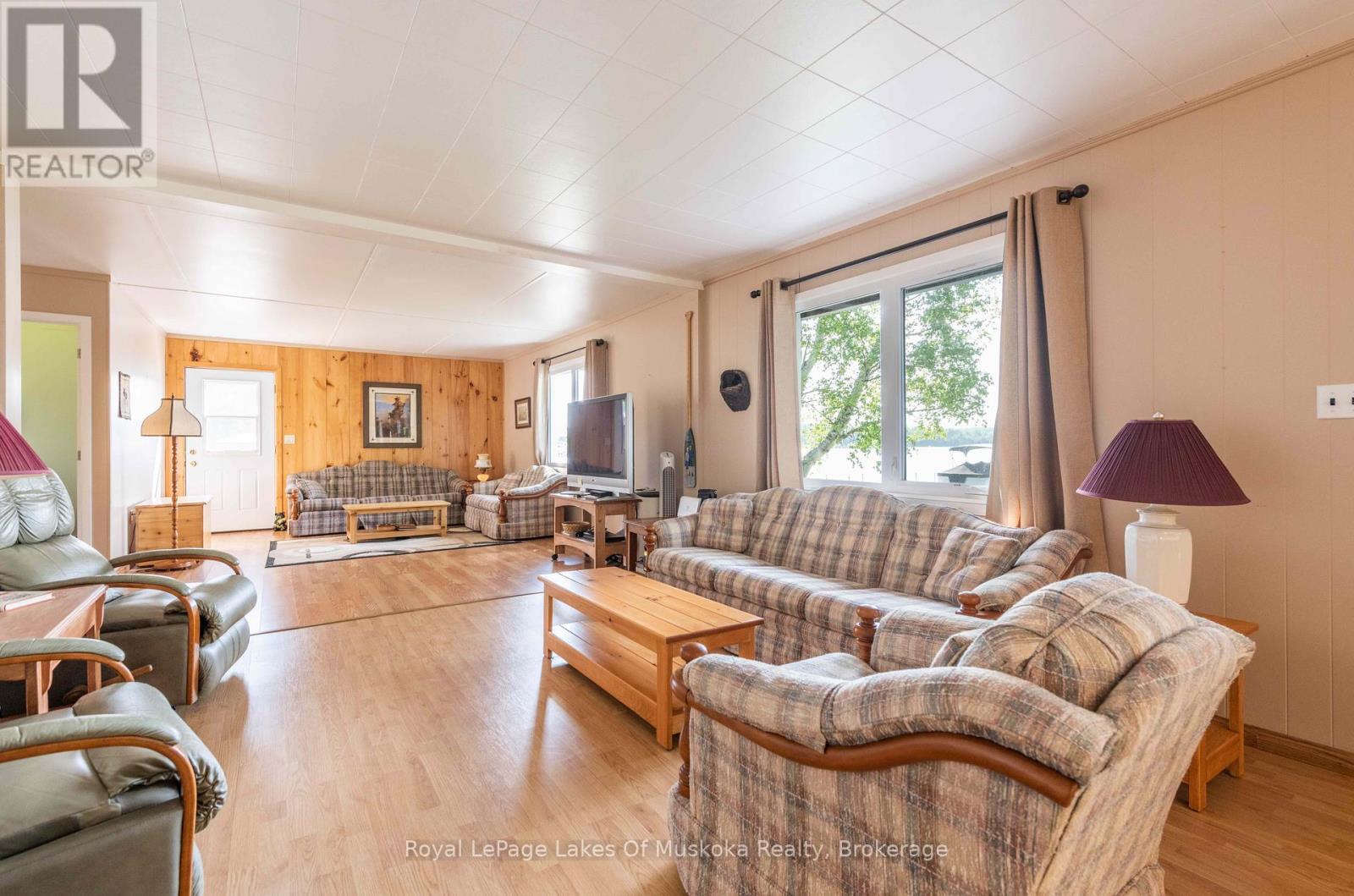 3105 520 Highway, Magnetawan, Ontario  P0A 1P0 - Photo 8 - X12241925