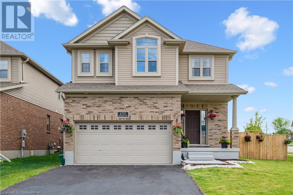 450 Applegate Court, Waterloo, Ontario  N2T 0A9 - Photo 3 - 40744534