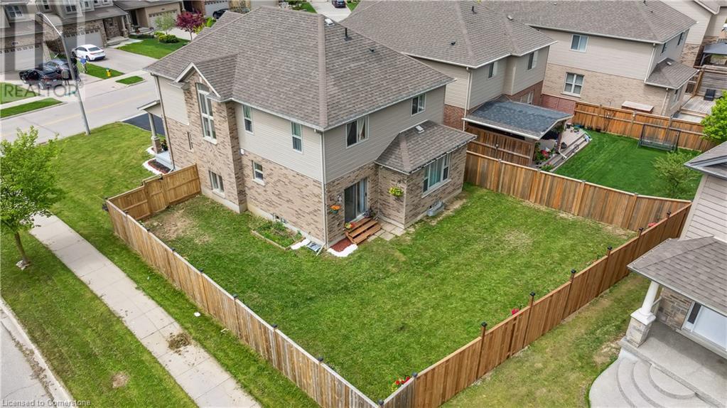 450 Applegate Court, Waterloo, Ontario  N2T 0A9 - Photo 44 - 40744534