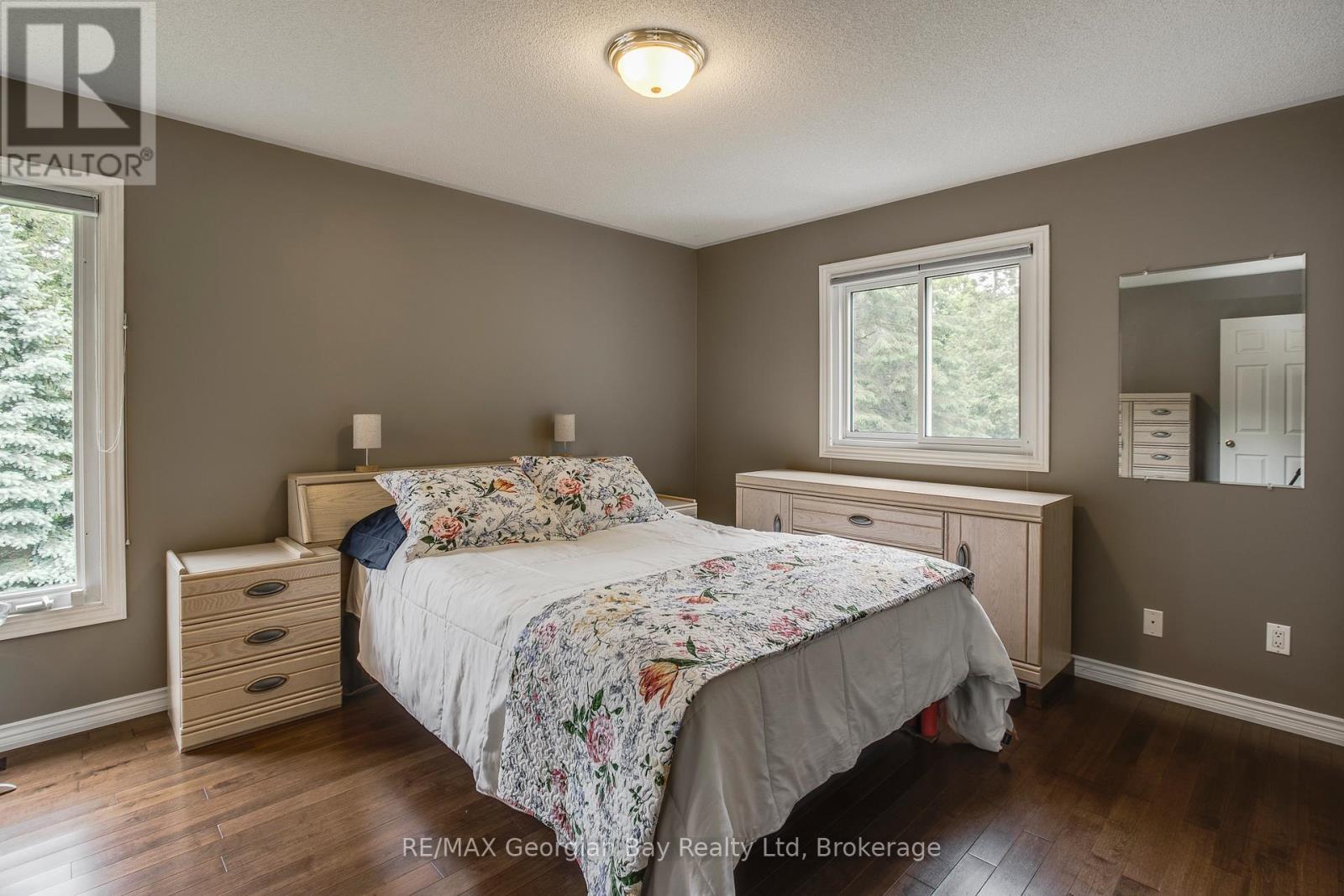 166 Albin Road, Tay, Ontario  L0K 2C0 - Photo 14 - S12241967