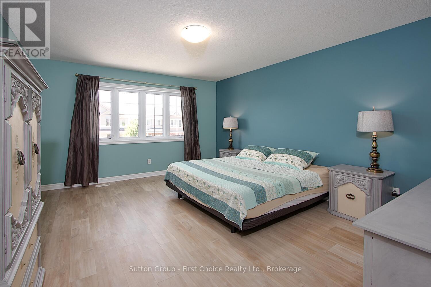 26 Brown Street, Stratford, Ontario  N5A 0B8 - Photo 18 - X12242016