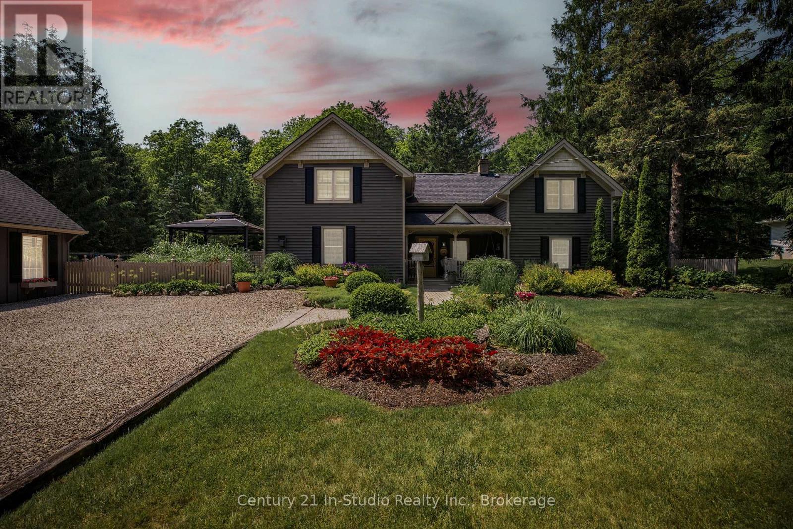 2268 8TH AVENUE W, Georgian Bluffs, Ontario