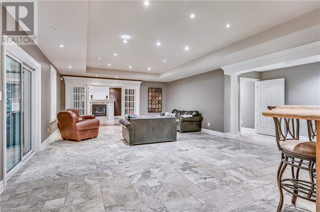 6431 Rockcliffe Estate, Niagara Falls, Ontario  L2J 4K7 - Photo 40 - 40744200