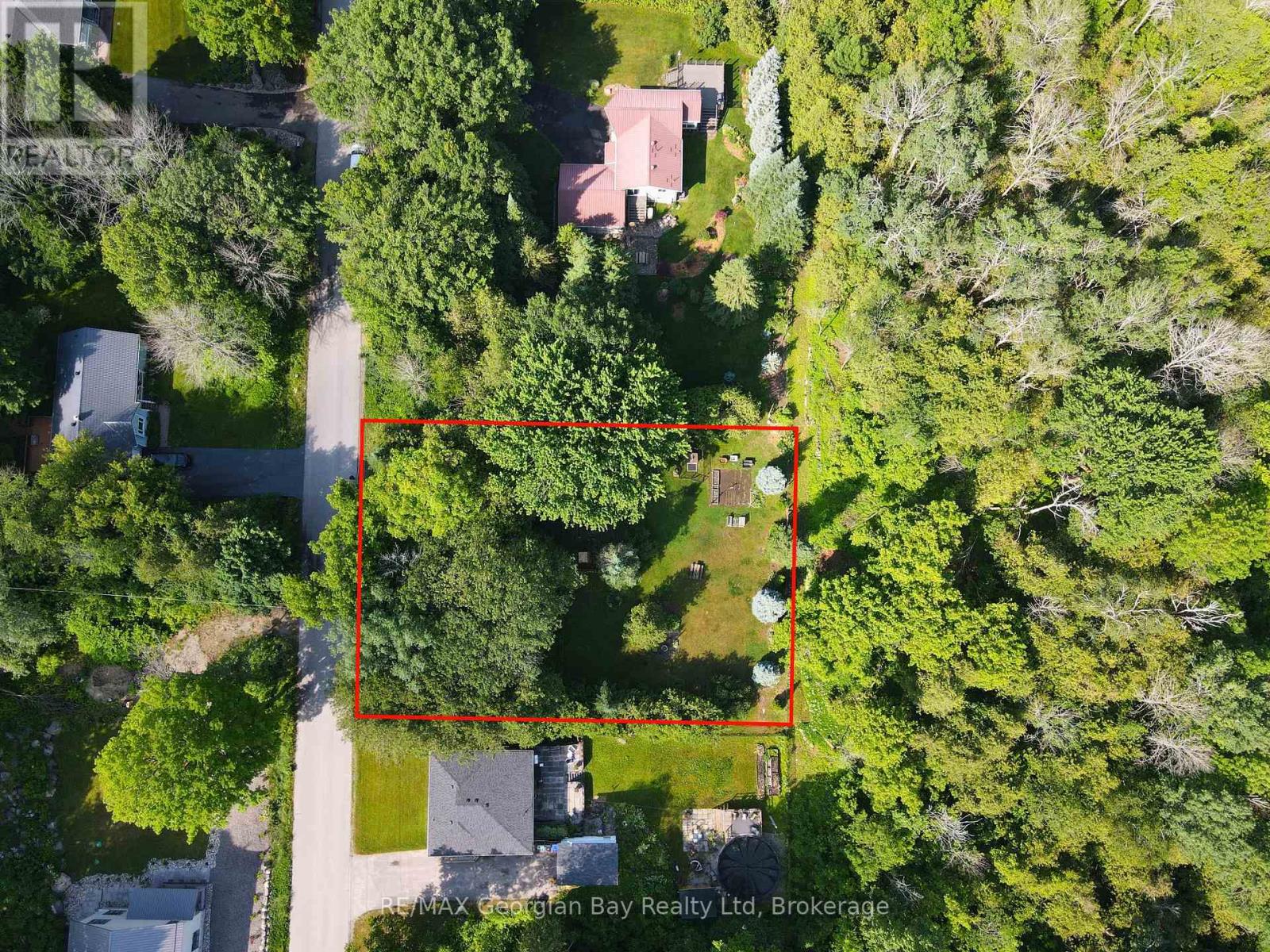 158 Albin Road, Tay, Ontario  L0K 2C0 - Photo 2 - S12242167