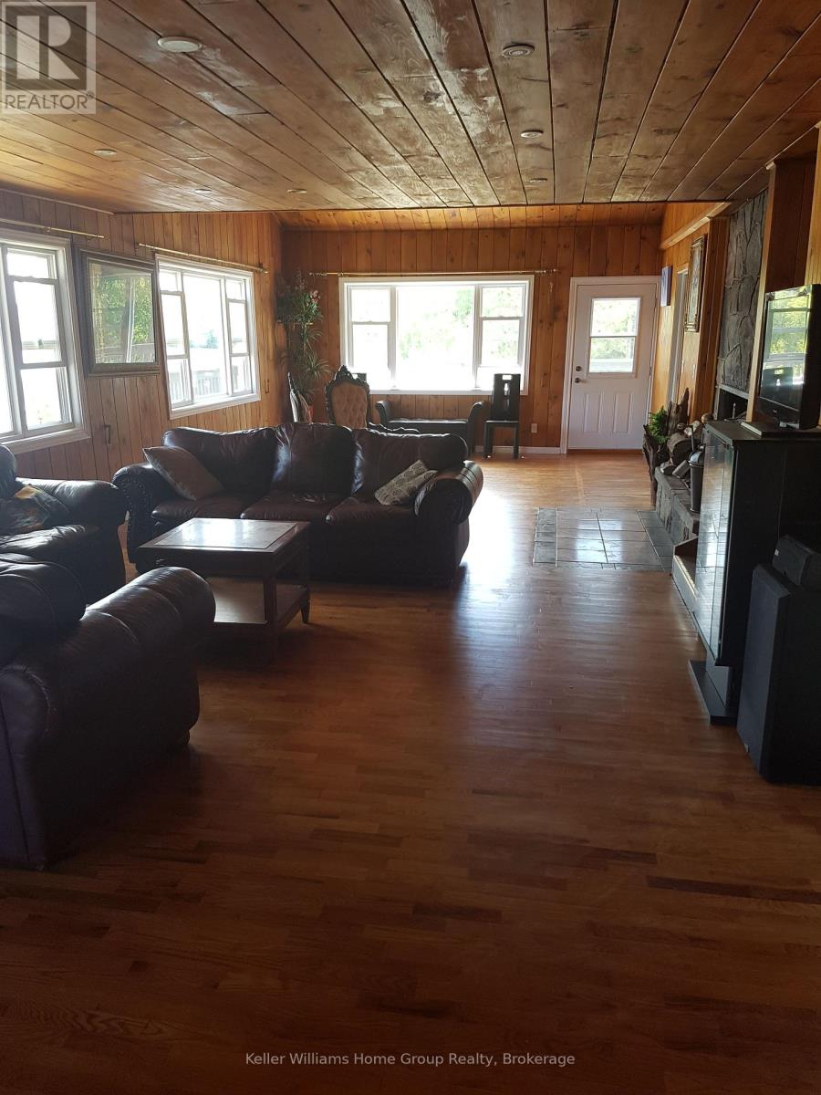 682 Long Lake Road, Madawaska Valley, Ontario  K0J 2M0 - Photo 24 - X12242161