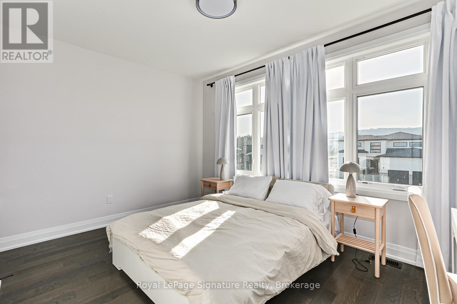 107 Sladden Court, Blue Mountains, Ontario  N0H 2P0 - Photo 33 - X12242173