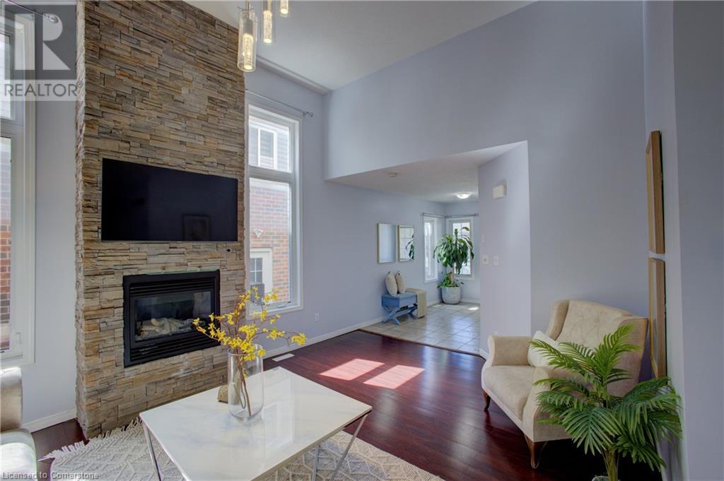365 Parkvale Drive, Kitchener, Ontario  N2R 1Y2 - Photo 8 - 40743966
