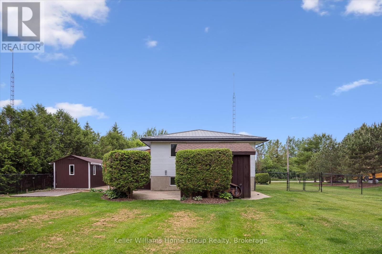 9505 Maas Park Drive, Wellington North, Ontario  N0G 2L0 - Photo 35 - X12242387