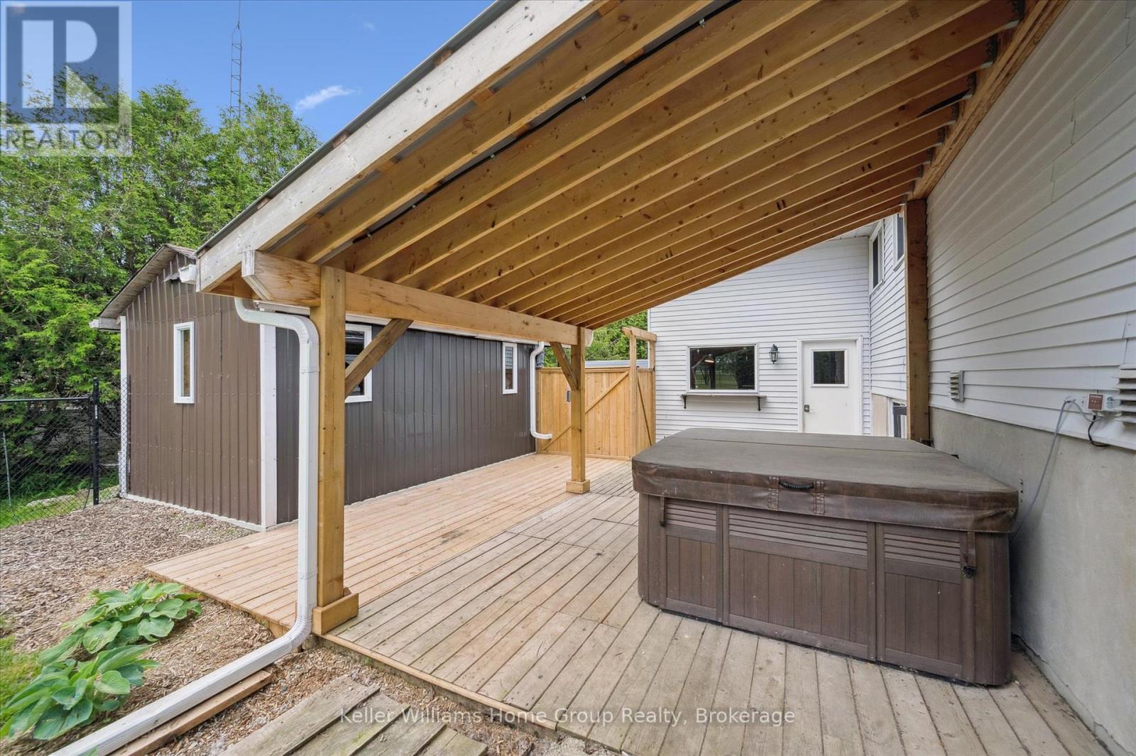 9505 Maas Park Drive, Wellington North, Ontario  N0G 2L0 - Photo 38 - X12242387