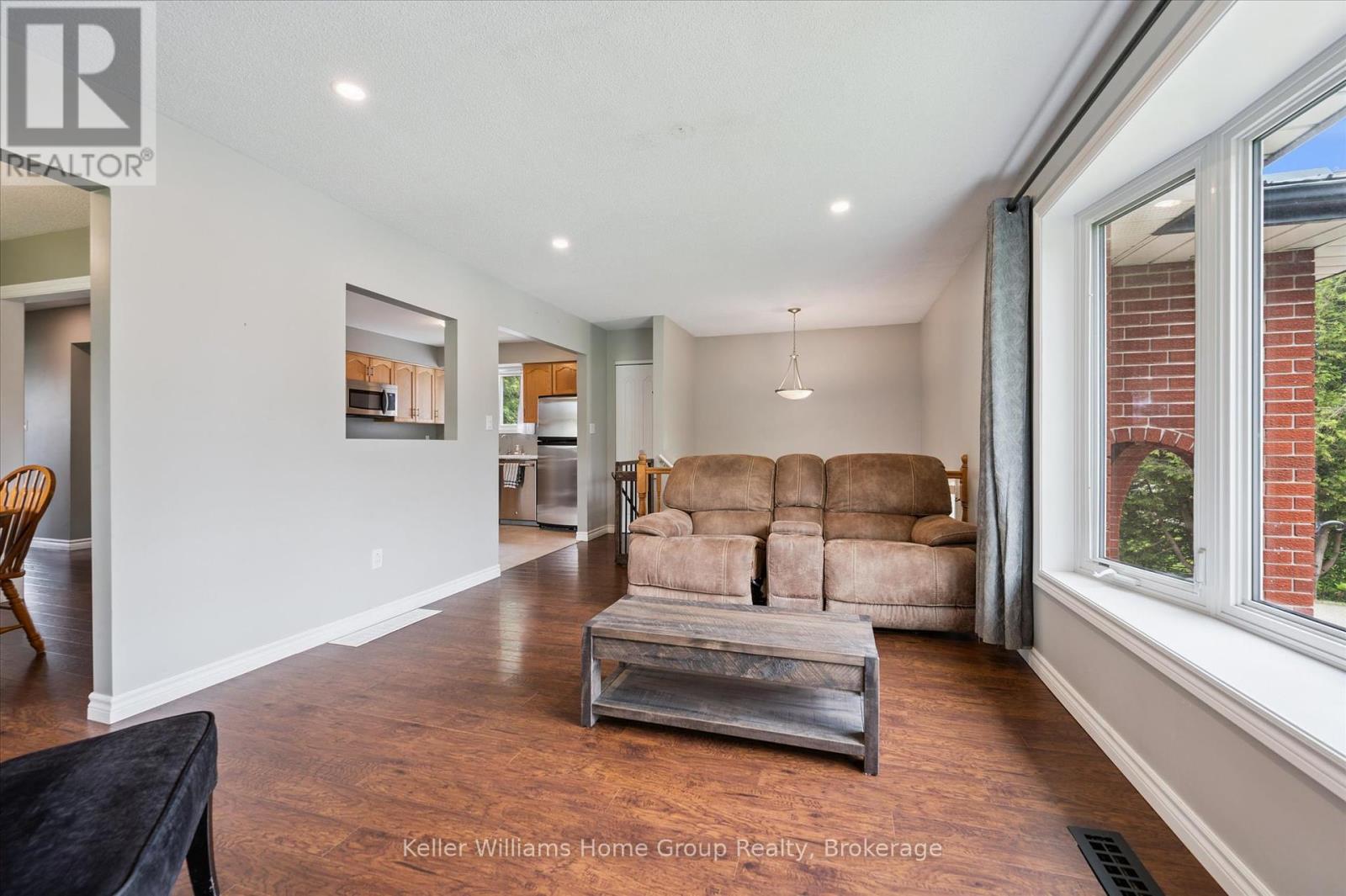9505 Maas Park Drive, Wellington North, Ontario  N0G 2L0 - Photo 8 - X12242387