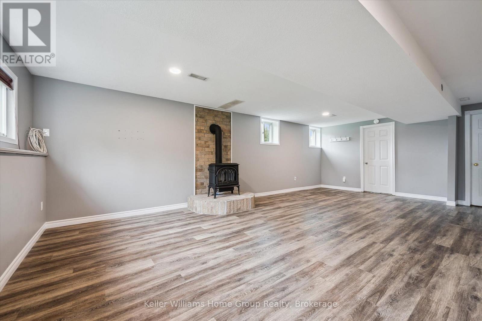 9505 Maas Park Drive, Wellington North, Ontario  N0G 2L0 - Photo 28 - X12242396