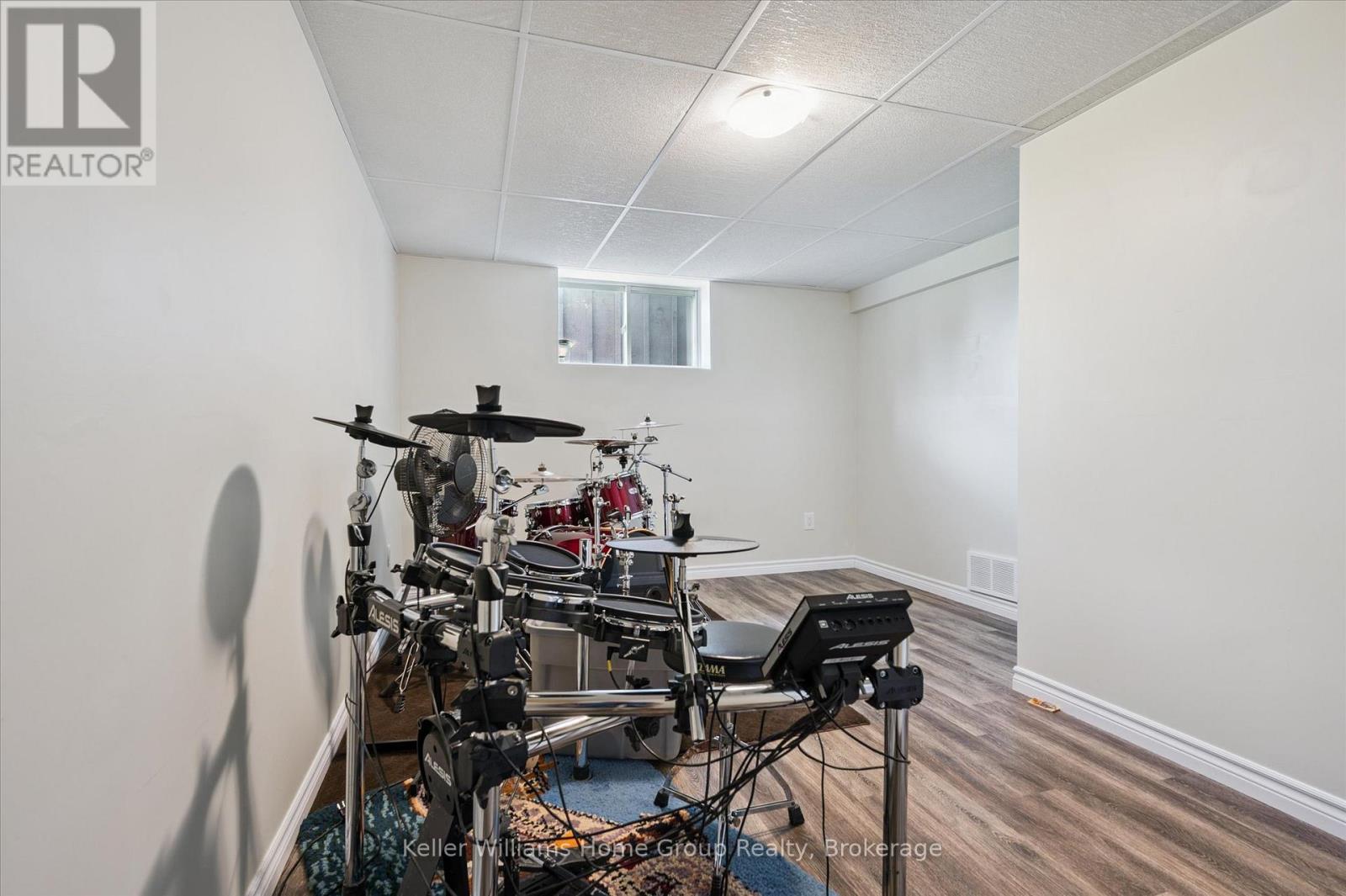 9505 Maas Park Drive, Wellington North, Ontario  N0G 2L0 - Photo 31 - X12242396