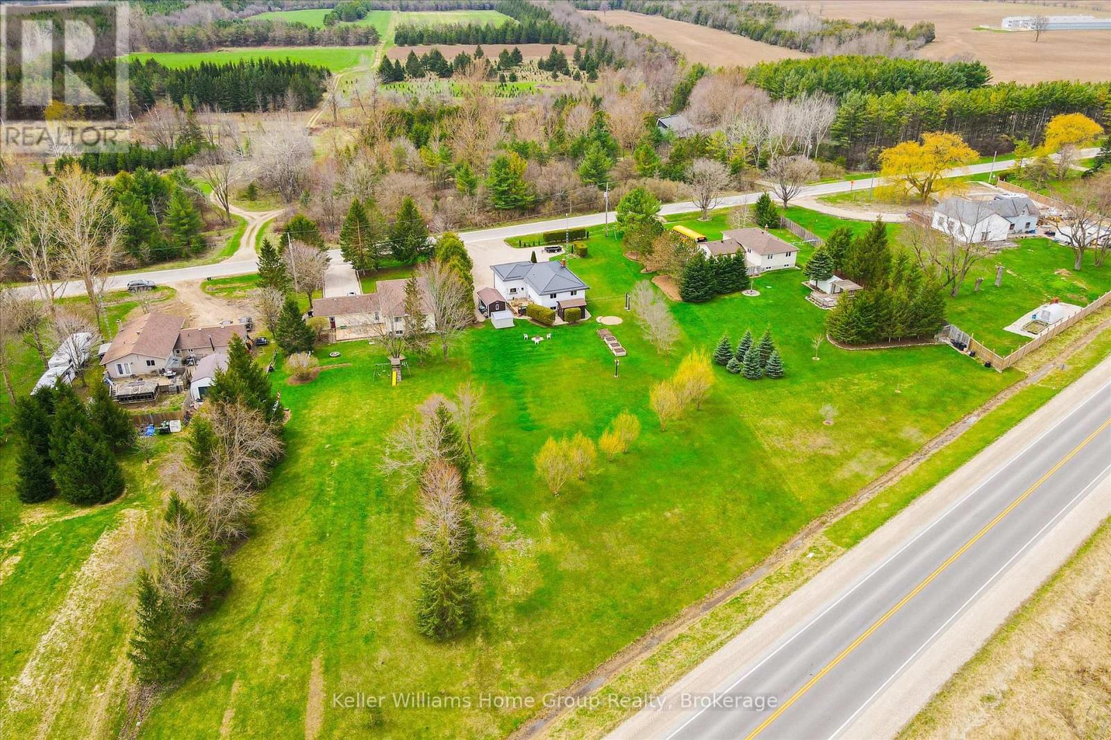 9505 Maas Park Drive, Wellington North, Ontario  N0G 2L0 - Photo 47 - X12242396