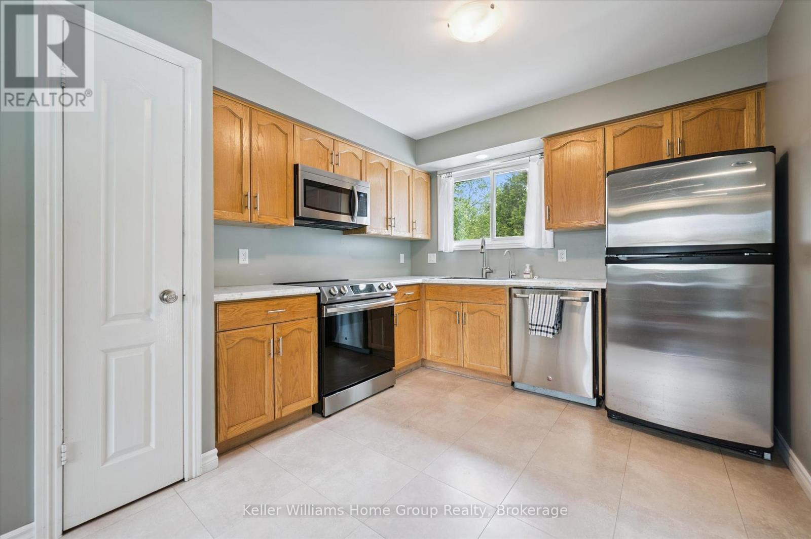 9505 Maas Park Drive, Wellington North, Ontario  N0G 2L0 - Photo 9 - X12242396