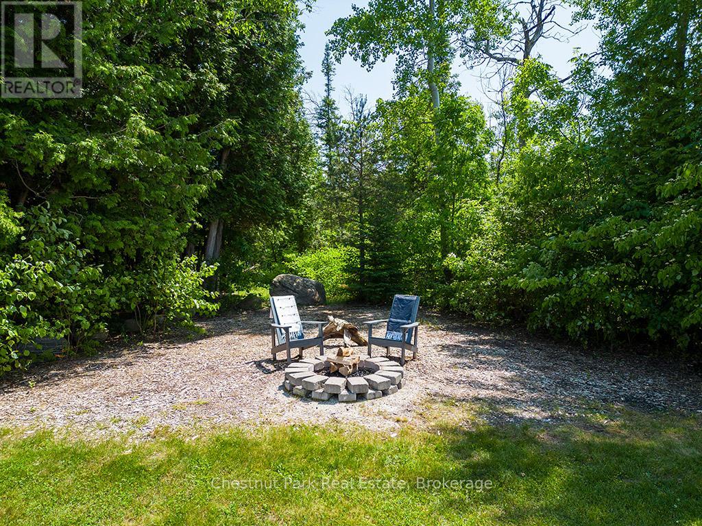 2237 Shore Lane, Wasaga Beach, Ontario  L9Y 2X7 - Photo 43 - S12242523