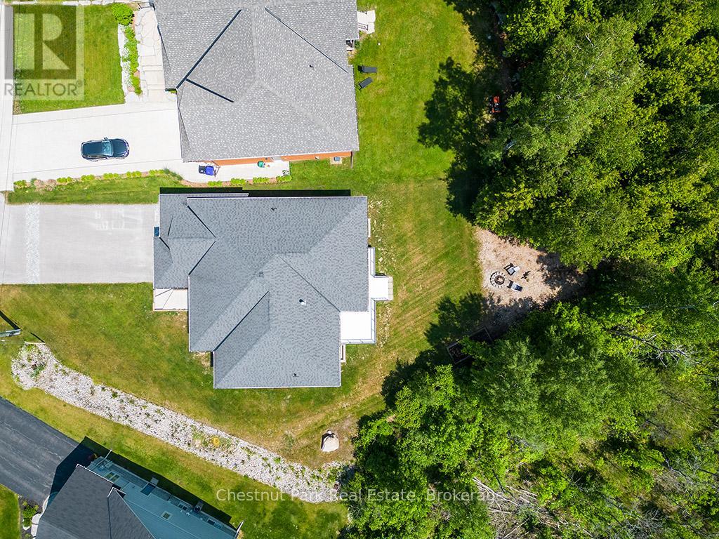 2237 Shore Lane, Wasaga Beach, Ontario  L9Y 2X7 - Photo 45 - S12242523