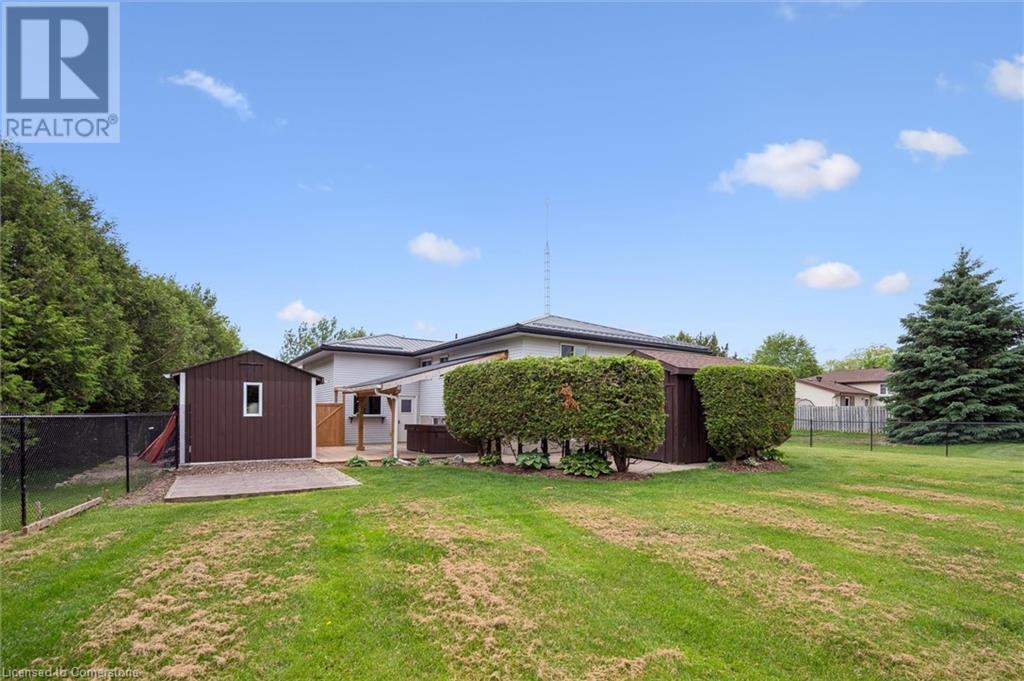 9505 Maas Park Drive, Mount Forest, Ontario  N0G 2L0 - Photo 37 - 40744763