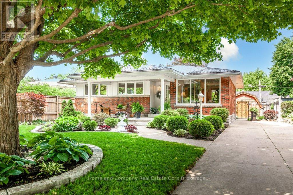 28 BURRITT STREET, Stratford, Ontario