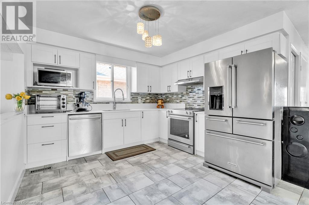 286 Newbury Drive, Kitchener, Ontario  N2N 3A3 - Photo 13 - 40741141