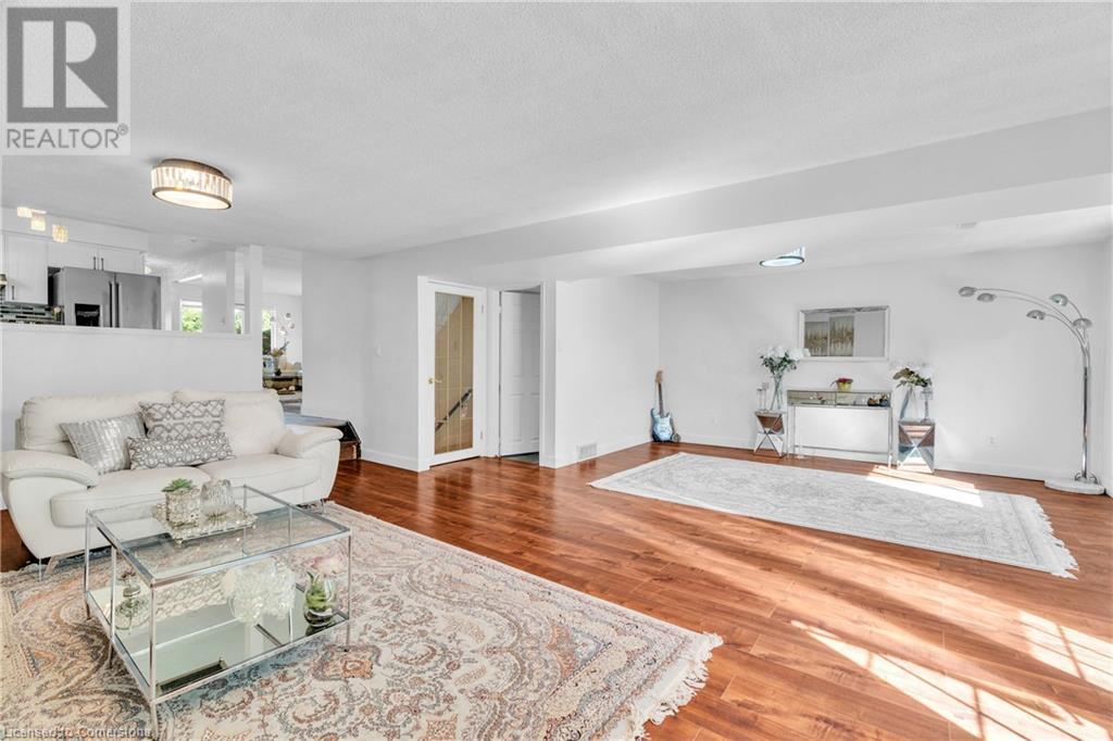 286 Newbury Drive, Kitchener, Ontario  N2N 3A3 - Photo 18 - 40741141