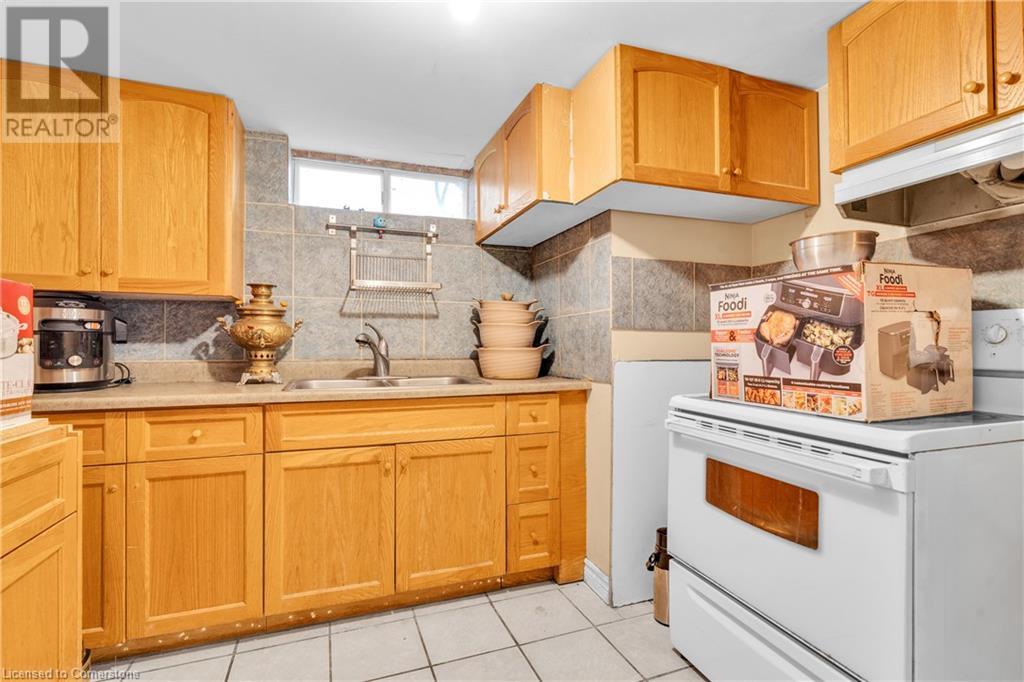 286 Newbury Drive, Kitchener, Ontario  N2N 3A3 - Photo 33 - 40741141