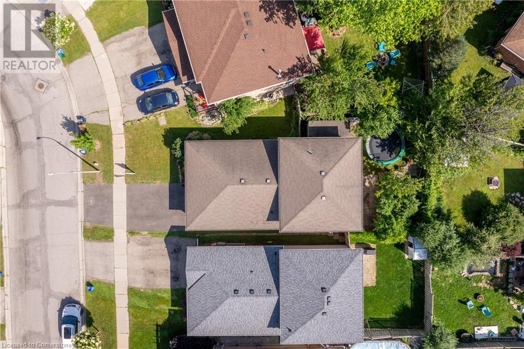 286 Newbury Drive, Kitchener, Ontario  N2N 3A3 - Photo 4 - 40741141