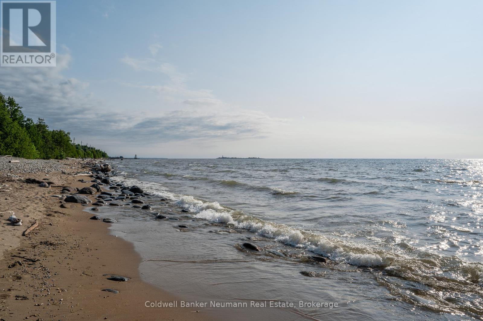 226 Shore Road, Saugeen Shores, Ontario  N0H 2L0 - Photo 48 - X12242571