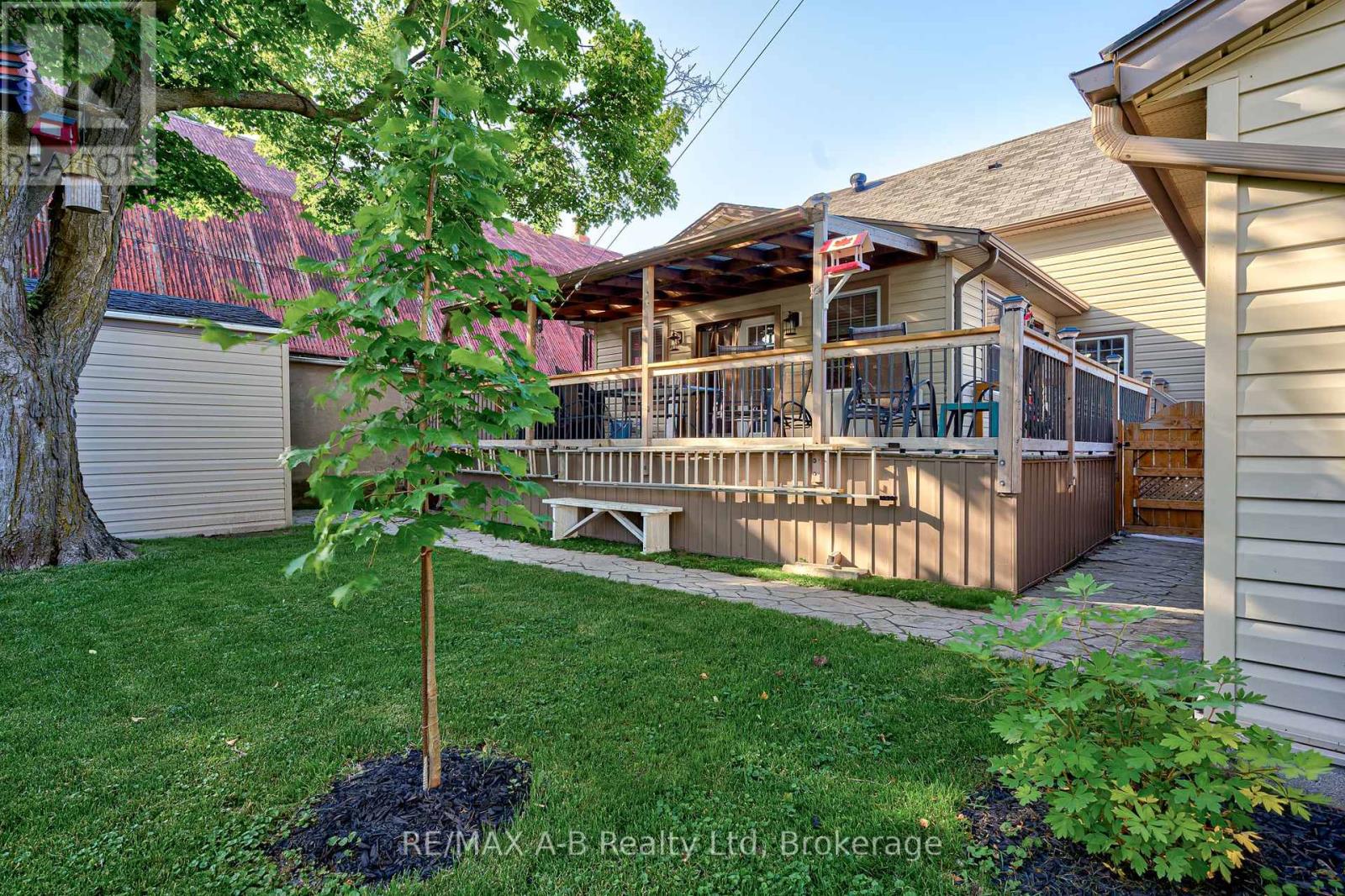 5 Cruickshank Street, Perth East, Ontario  N0K 1N0 - Photo 44 - X12242589