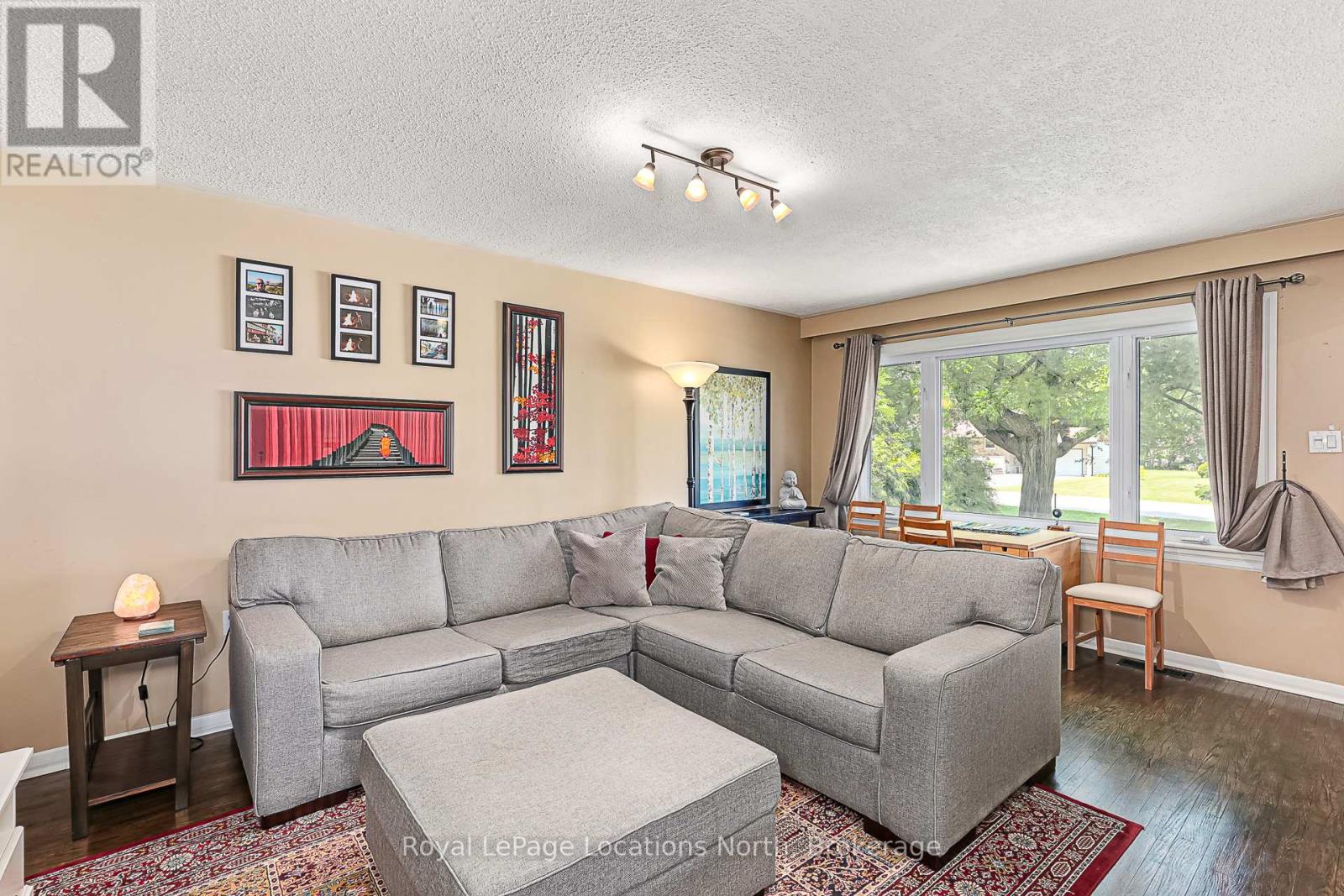 207 Mccrea Drive, Clearview, Ontario  L0M 1S0 - Photo 10 - S12242611