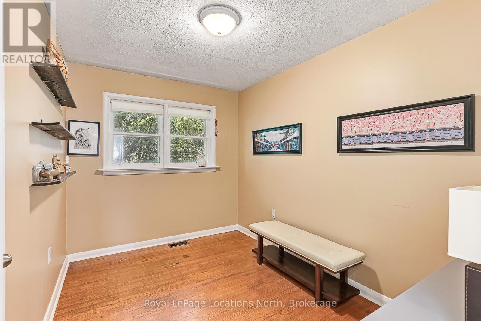 207 Mccrea Drive, Clearview, Ontario  L0M 1S0 - Photo 13 - S12242611