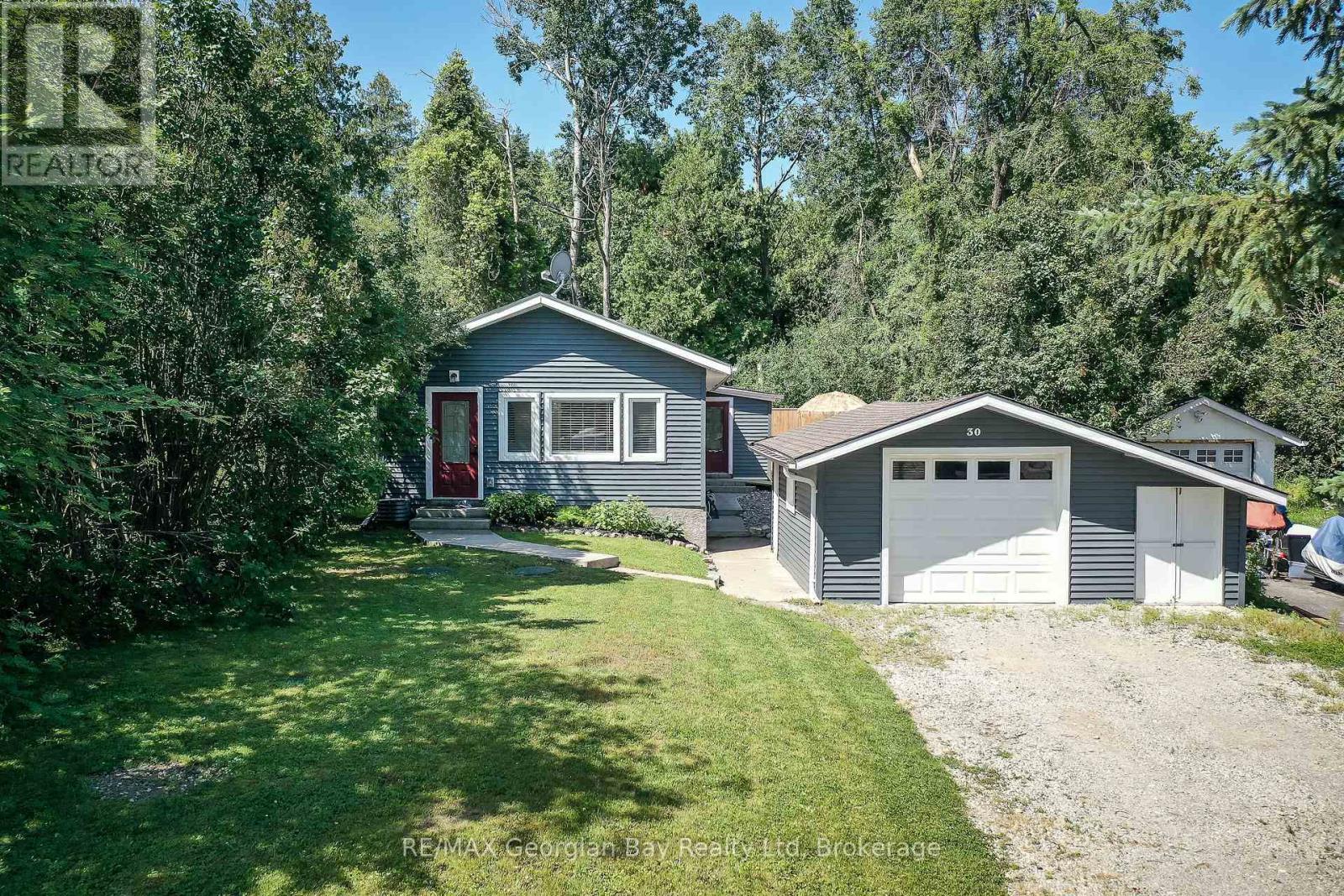 30 ORIOLE STREET, Tay, Ontario