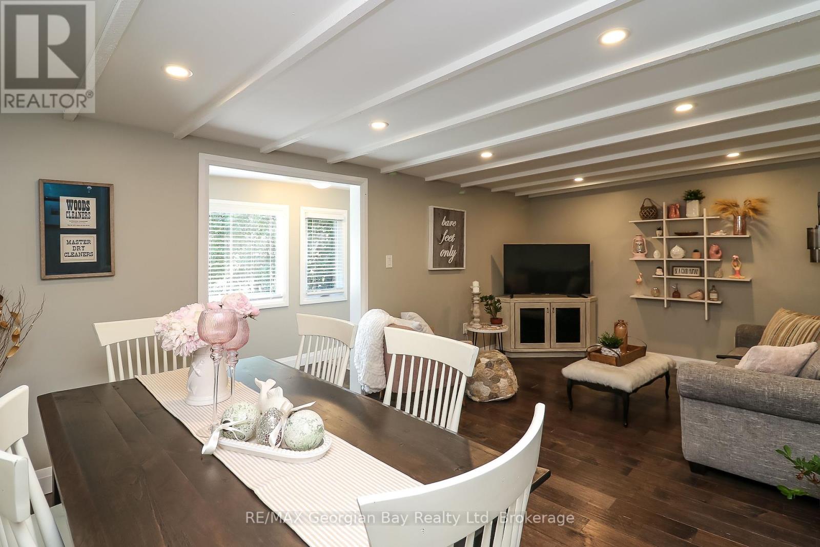 30 Oriole Street, Tay, Ontario  L0K 1R0 - Photo 12 - S12242674