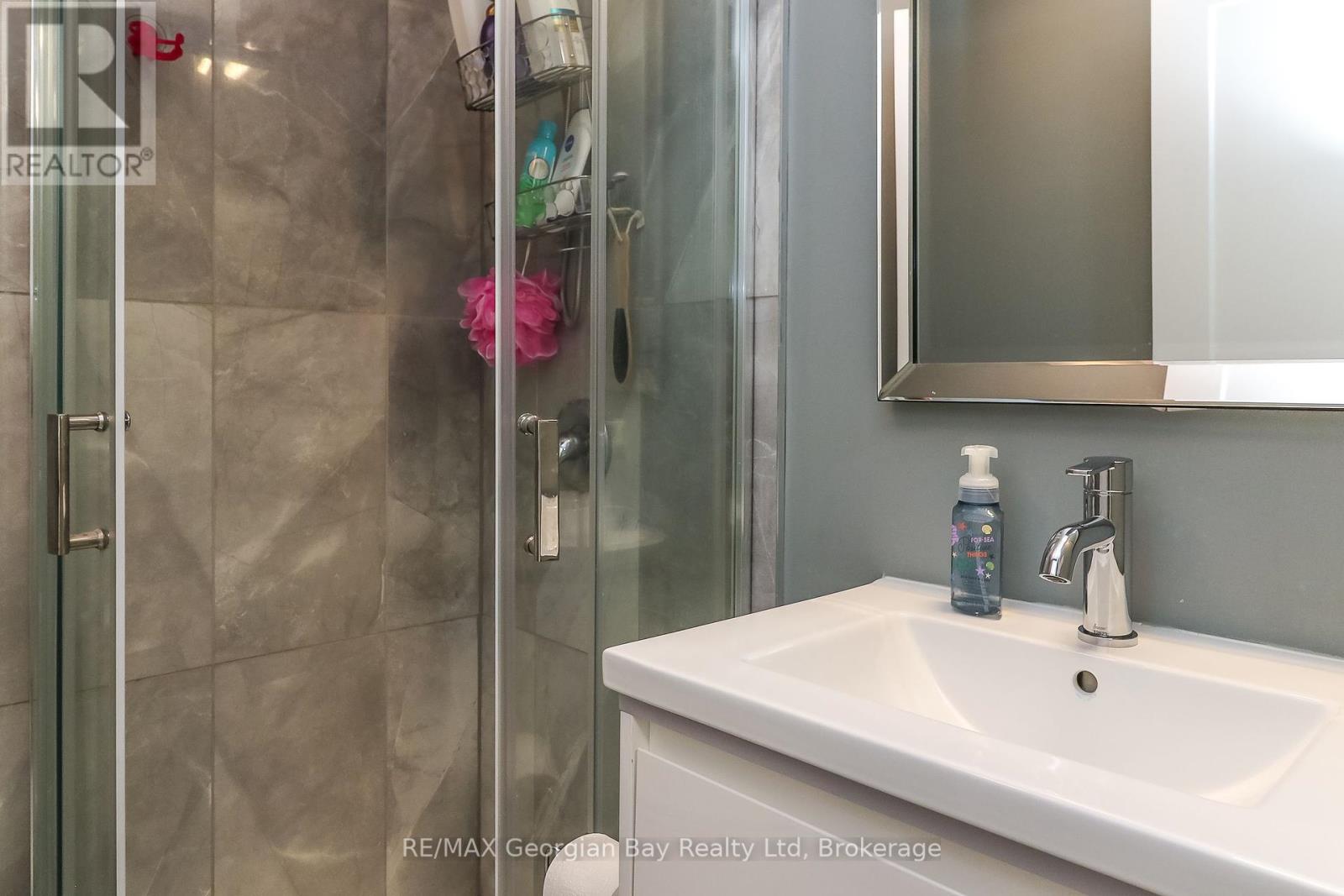 30 Oriole Street, Tay, Ontario  L0K 1R0 - Photo 24 - S12242674