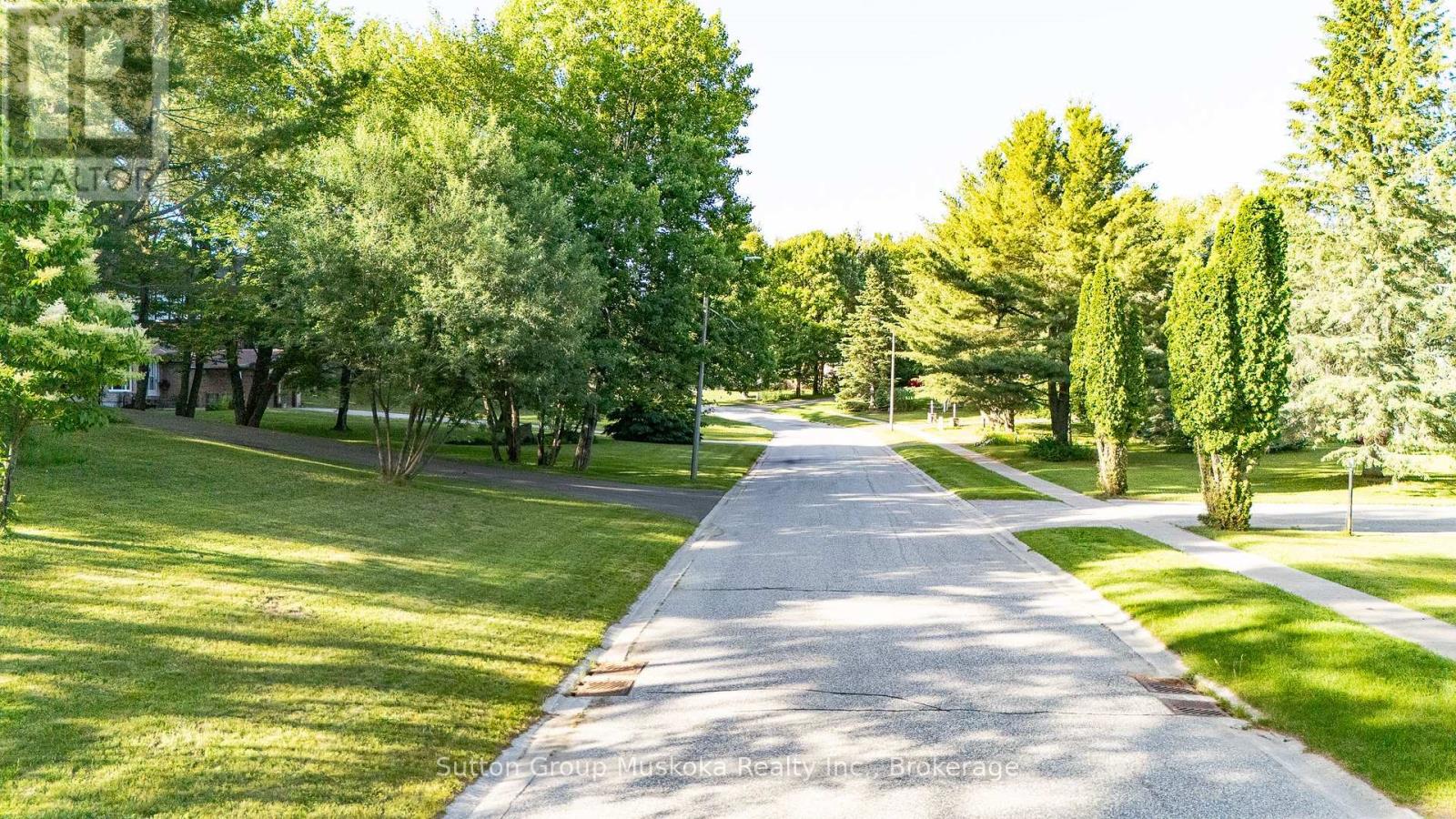 12 Silver Oaks Crescent, Huntsville, Ontario  P1H 1M1 - Photo 43 - X12242625