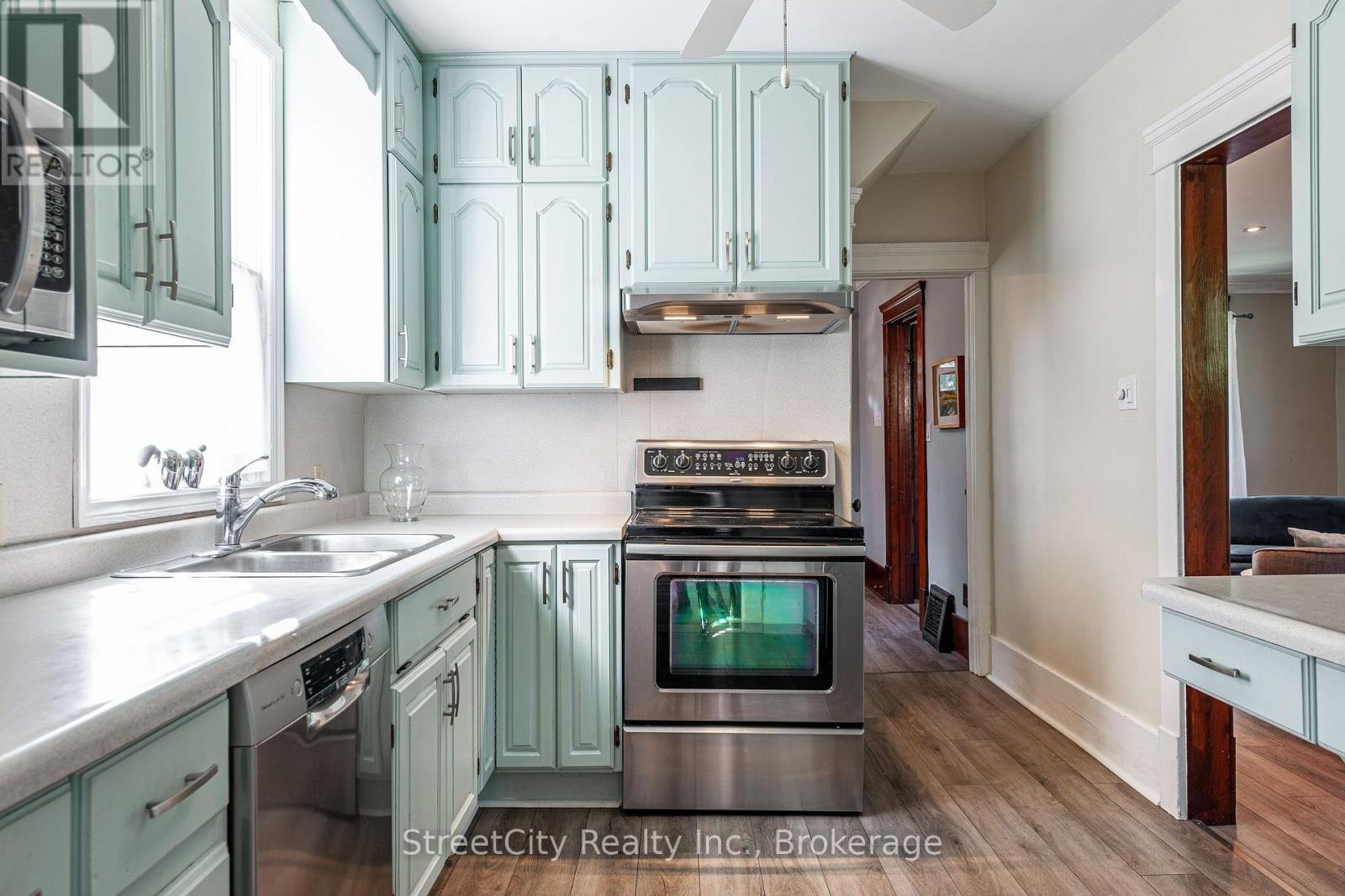 208 Birmingham Street, Stratford, Ontario  N5A 2T4 - Photo 18 - X12242723