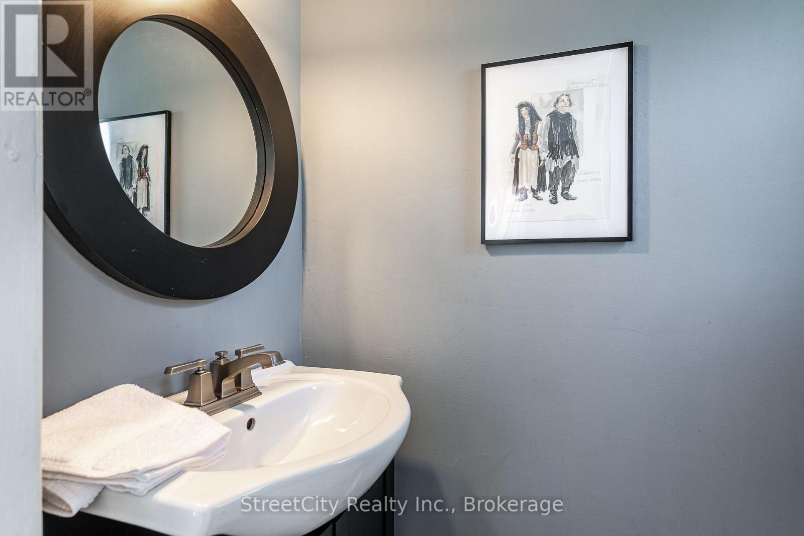 208 Birmingham Street, Stratford, Ontario  N5A 2T4 - Photo 23 - X12242723