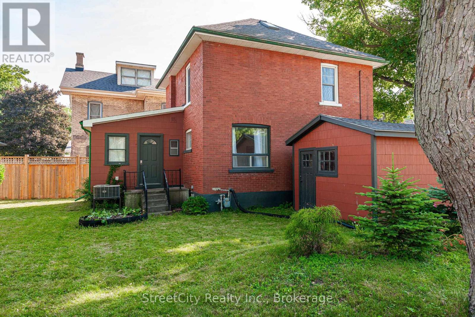 208 Birmingham Street, Stratford, Ontario  N5A 2T4 - Photo 37 - X12242723