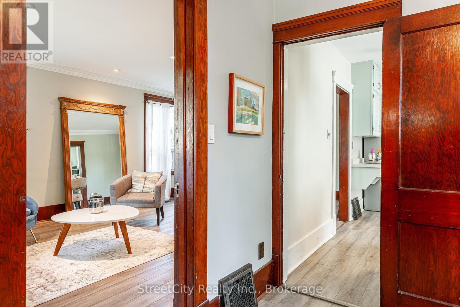 208 Birmingham Street, Stratford, Ontario  N5A 2T4 - Photo 6 - X12242723
