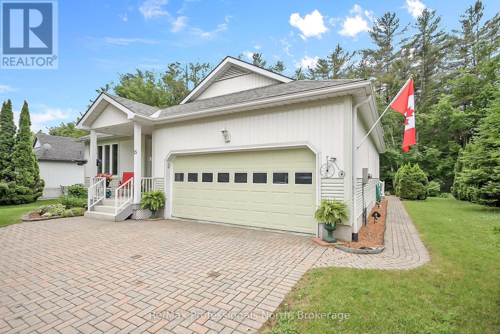 15 Pineridge Gate, Gravenhurst, Ontario  P1P 1Y4 - Photo 30 - X12242724