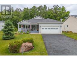 4 RED MAPLE COURT, Gravenhurst, Ontario