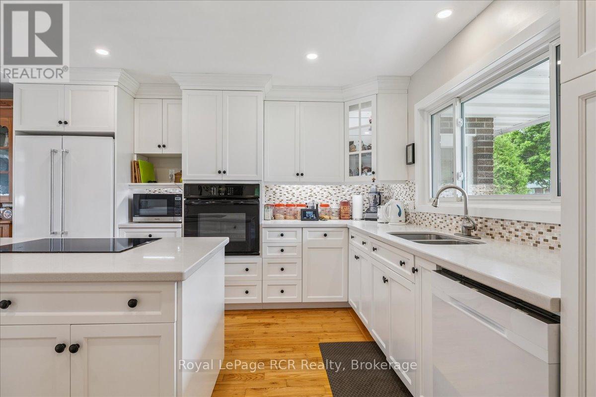 70 Cambrai Road, Grey Highlands, Ontario  N0C 1H0 - Photo 11 - X12242856