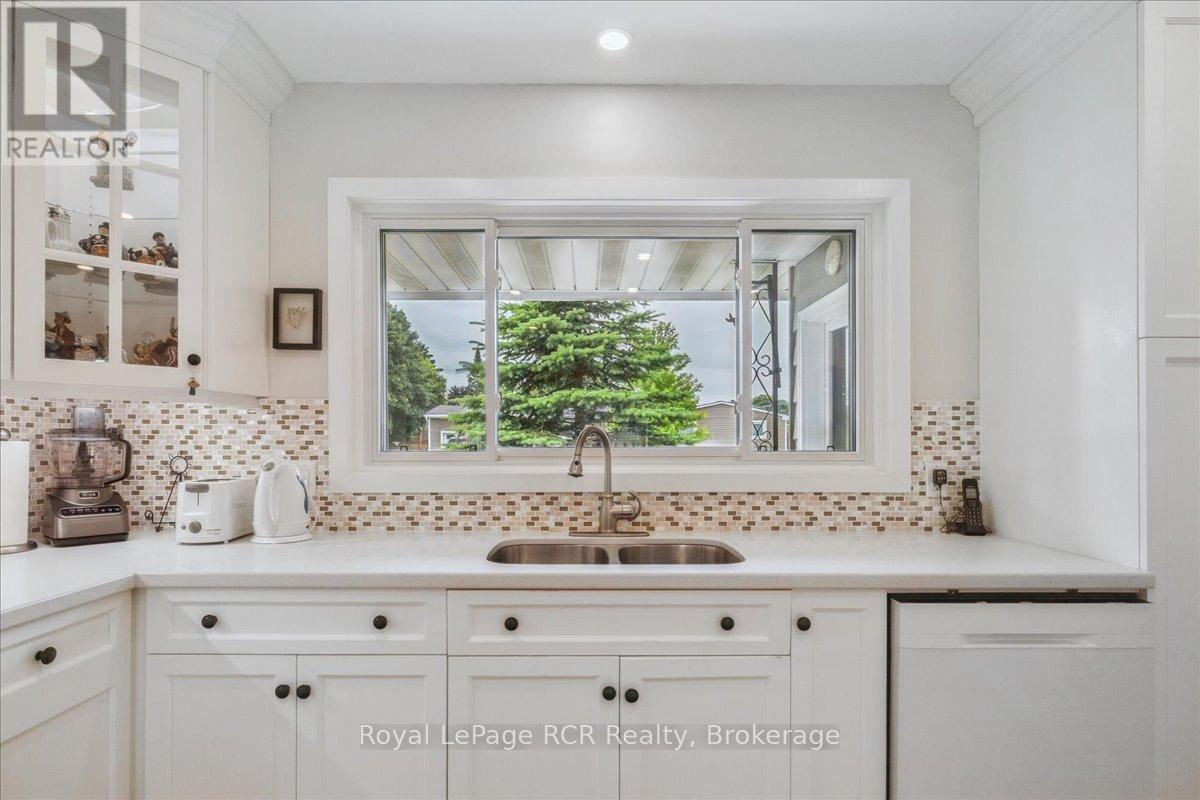 70 Cambrai Road, Grey Highlands, Ontario  N0C 1H0 - Photo 12 - X12242856
