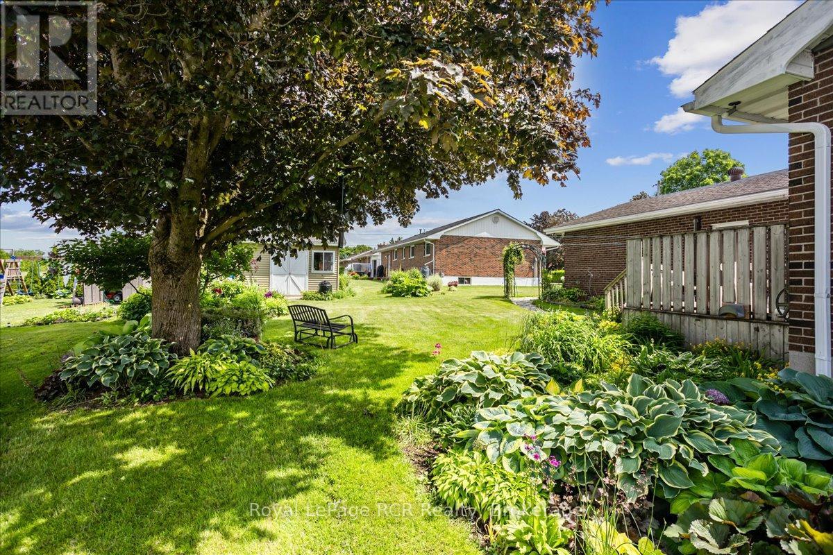 70 Cambrai Road, Grey Highlands, Ontario  N0C 1H0 - Photo 40 - X12242856