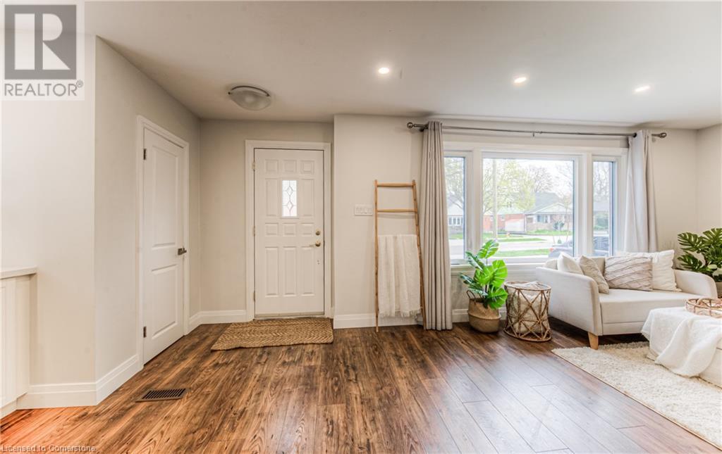 35 Pattandon Avenue, Kitchener, Ontario  N2M 3S6 - Photo 4 - 40743990