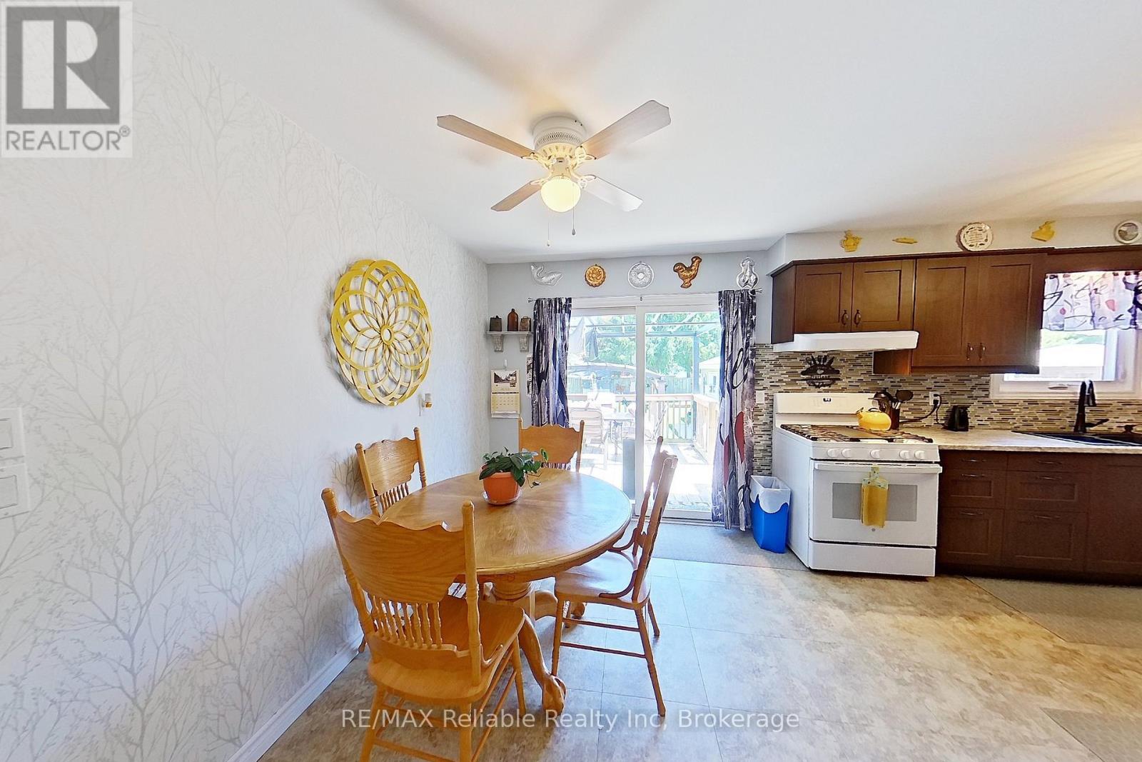 182 Jarvis Street S, Huron East, Ontario  N0K 1W0 - Photo 13 - X12242959