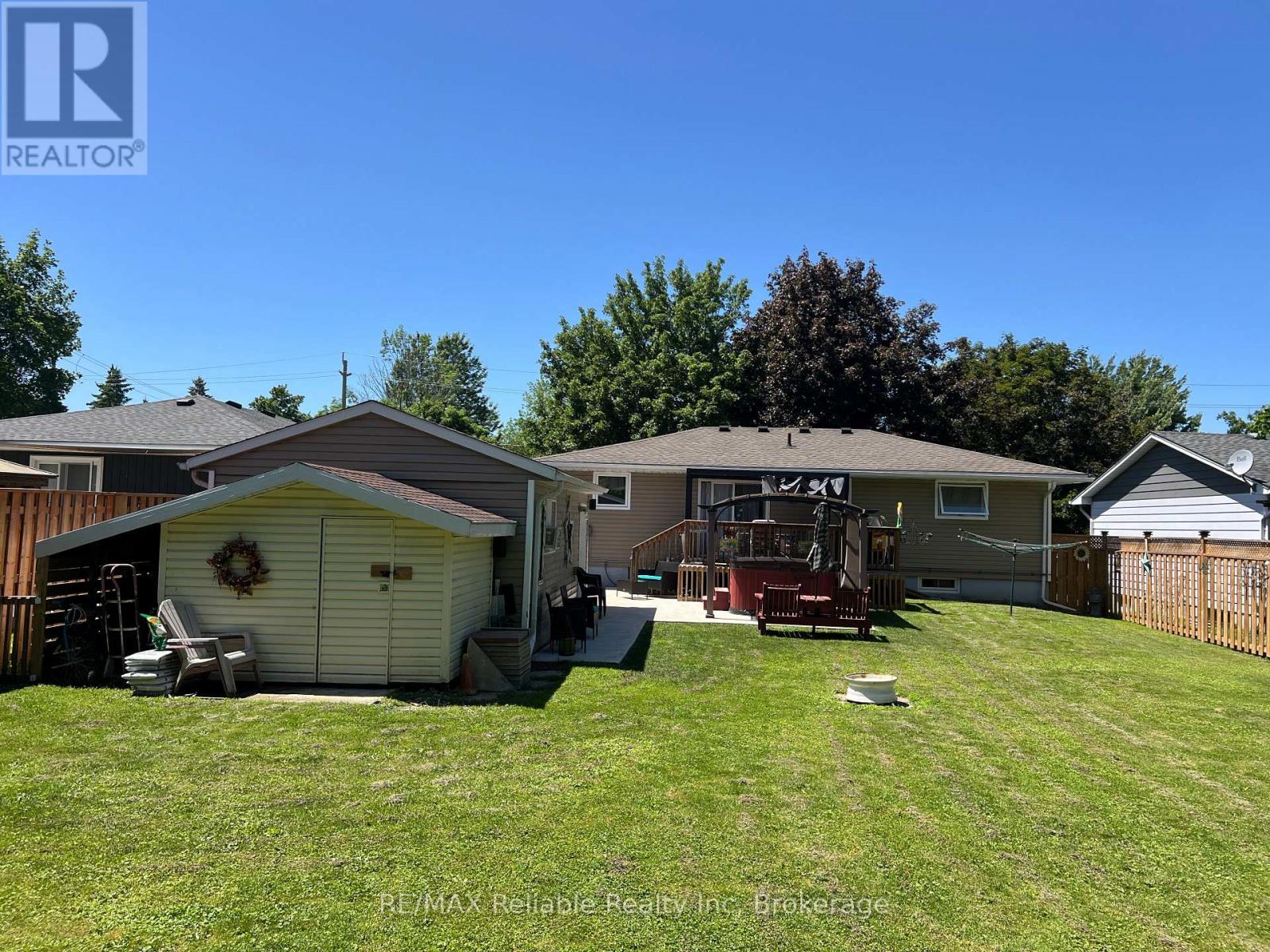 182 Jarvis Street S, Huron East, Ontario  N0K 1W0 - Photo 44 - X12242959