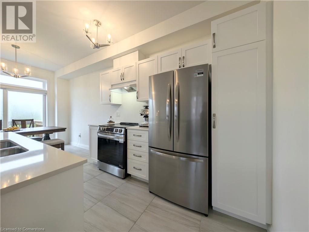 231 Alessio Drive, Hamilton, Ontario  L9B 0E9 - Photo 7 - 40744812